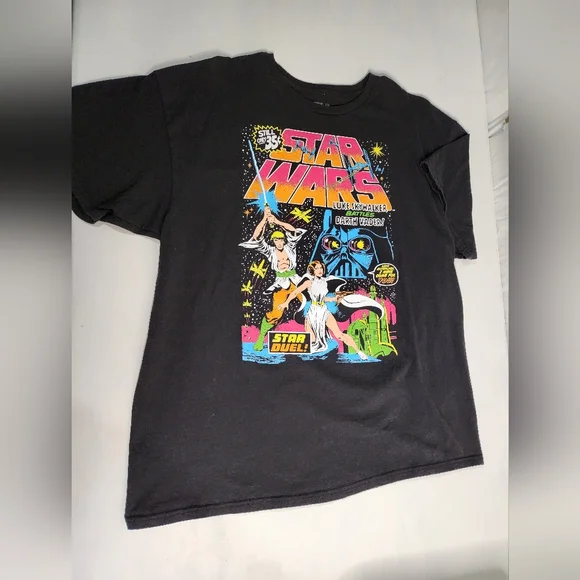 Star Wars Graphic T-Shirt - Picture 2 of 3